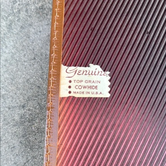 Vintage Brown Leather Men's Tie Holder - Picture 7 of 9